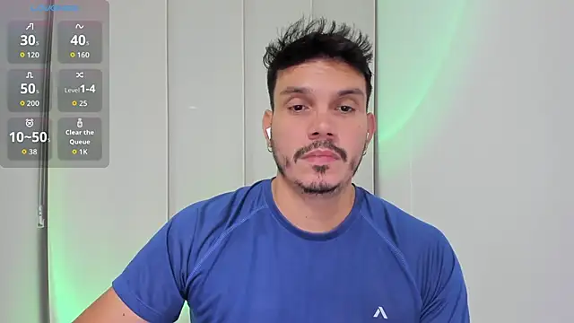 Snapshot of alejandro_stark chatting on October 7, 2:12 am alejandro stark online show from October 7, 2:12 am