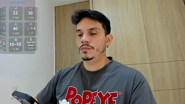 Snapshot of alejandro_stark chatting on November 25, 12:22 am alejandro stark online show from November 25, 12:22 am