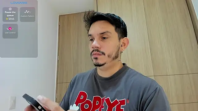 Snapshot of alejandro_stark chatting on November 24, 12:16 pm alejandro stark online show from November 24, 12:16 pm