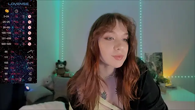 mia x love online show from March 9, 5:49 pm