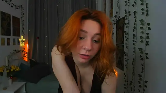 Snapshot of melissa_adamss chatting on December 27, 2:43 pm melissa adamss online show from December 27, 2:43 pm