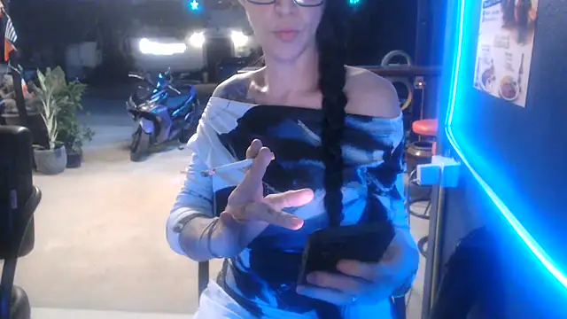 Snapshot of VenusX chatting on July 11, 5:46 pm VenusX online show from July 11, 5:46 pm