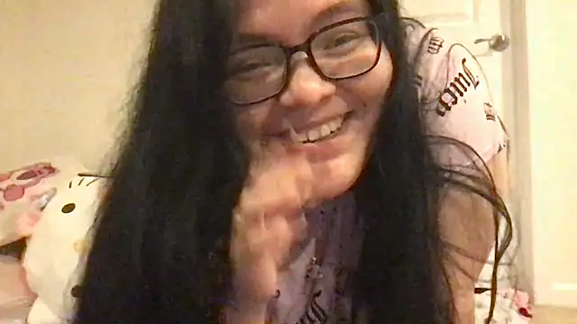 Snapshot of LiverandBrat77 chatting on October 13, 2:02 am LiverandBrat77 online show from October 13, 2:02 am