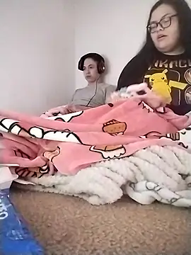 LiverandBrat77 online show from January 8, 8:48 pm