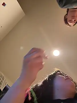 LiverandBrat77 online show from March 27, 2:31 am