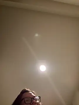 LiverandBrat77 online show from March 30, 1:07 am