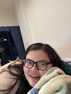 LiverandBrat77 online show from February 22, 3:42 am