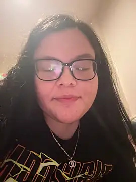 LiverandBrat77 online show from April 13, 1:20 am