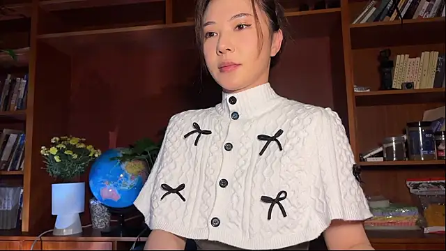 grandeeney online show from March 19, 2:17 pm