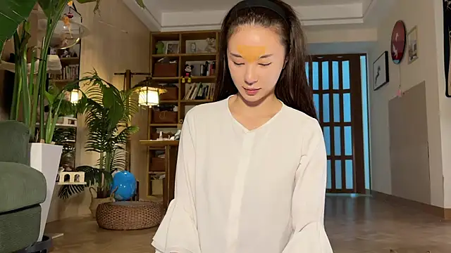 grandeeney online show from November 16, 3:17 pm