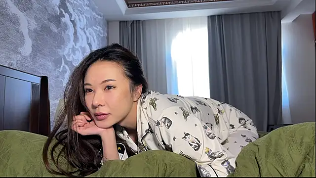 grandeeney online show from March 20, 4:46 am