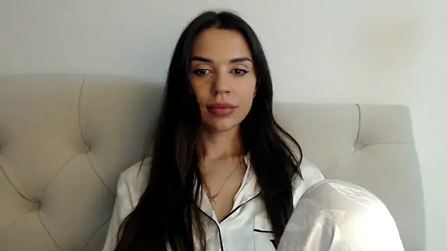 Snapshot of Mika_Gold chatting on October 25, 7:25 pm Mika Gold online show from October 25, 7:25 pm