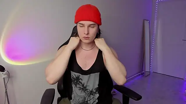 Snapshot of Vincent_Strong chatting on March 15, 4:43 pm Vincent Strong online show from March 15, 4:43 pm