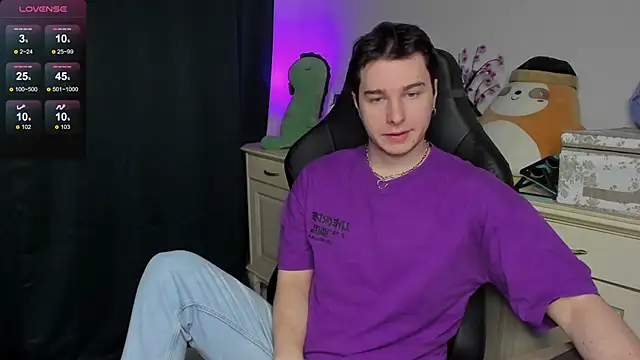 Vincent Strong online show from January 9, 8:32 am