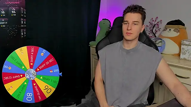 Snapshot of Vincent_Strong chatting on November 30, 9:21 am Vincent Strong online show from November 30, 9:21 am