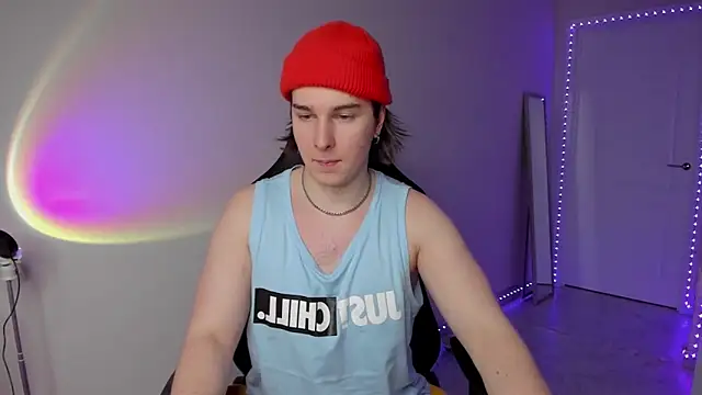 Snapshot of Vincent_Strong chatting on March 13, 4:27 am Vincent Strong online show from March 13, 4:27 am