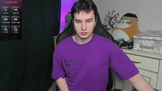 Vincent Strong online show from January 10, 9:04 am