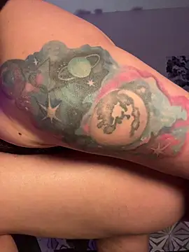 GigiiStone online show from March 12, 10:58 pm