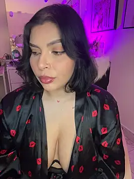 GigiiStone online show from February 23, 1:44 pm