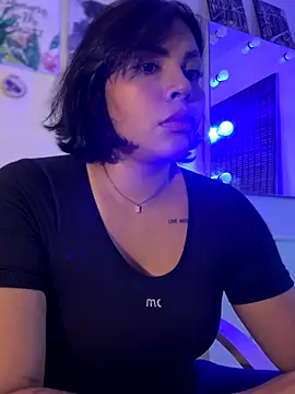 Snapshot of GigiiStone chatting on November 5, 9:29 pm GigiiStone online show from November 5, 9:29 pm