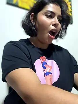 Snapshot of GigiiStone chatting on November 20, 10:52 pm GigiiStone online show from November 20, 10:52 pm