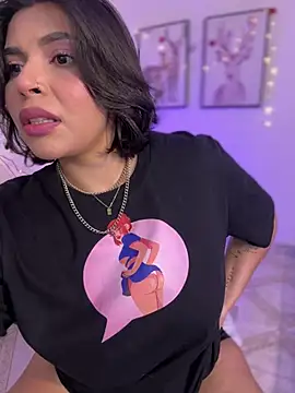 Snapshot of GigiiStone chatting on March 19, 9:48 pm GigiiStone online show from March 19, 9:48 pm