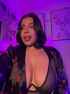 GigiiStone online show from March 9, 11:08 pm