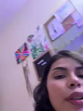 GigiiStone online show from March 11, 9:37 pm