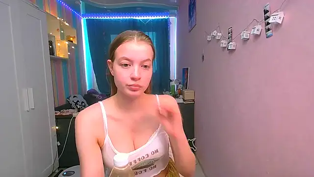   Aphrodita  wow   online show from March 22, 12:46 pm