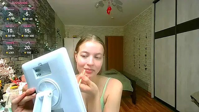   Aphrodita  wow   online show from March 2, 4:58 pm