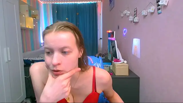   Aphrodita  wow   online show from February 18, 9:32 am