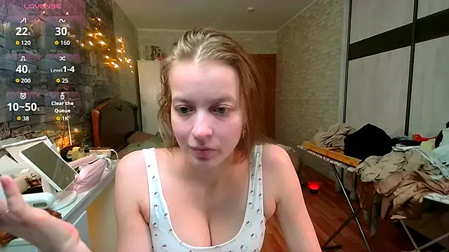   Aphrodita  wow   online show from February 12, 2:50 pm