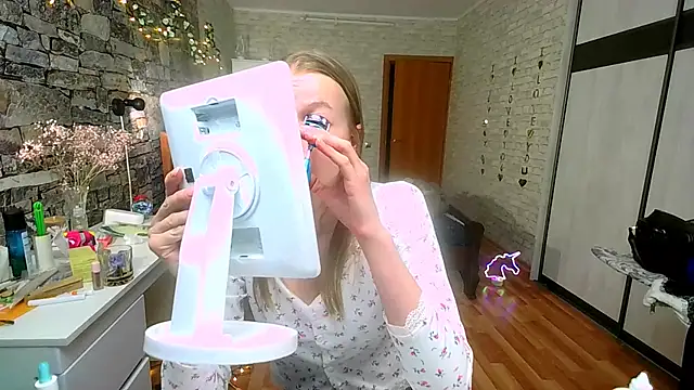   Aphrodita  wow   online show from April 10, 2:57 pm