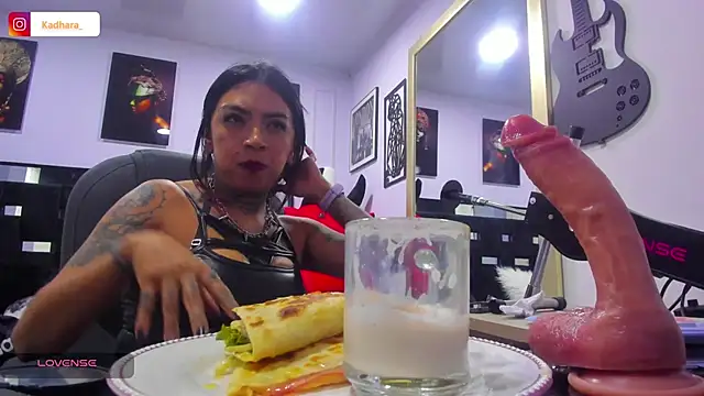 Kadarah online show from December 13, 8:04 pm