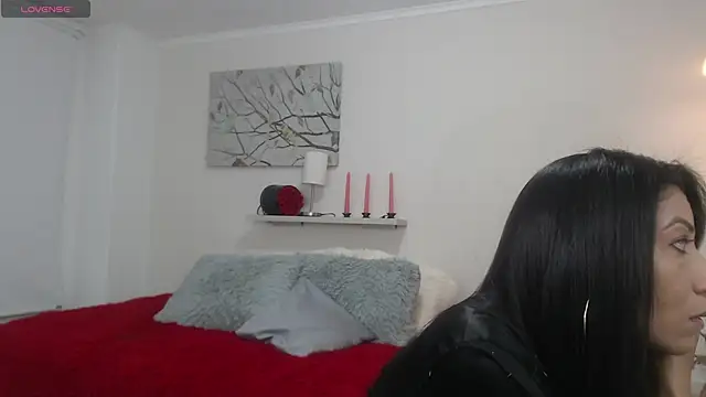 Snapshot of sofia_perez___ chatting on June 19, 8:25 pm sofia perez online show from June 19, 8:25 pm