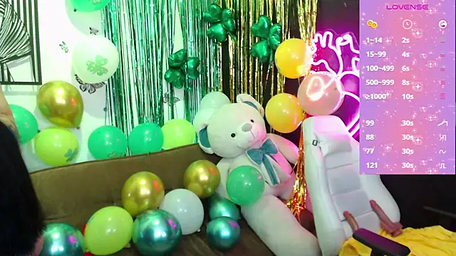 demyanderson  online show from March 17, 9:46 pm