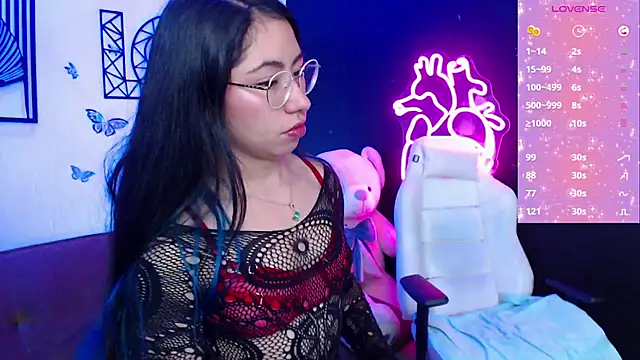 demyanderson  online show from February 18, 8:03 pm