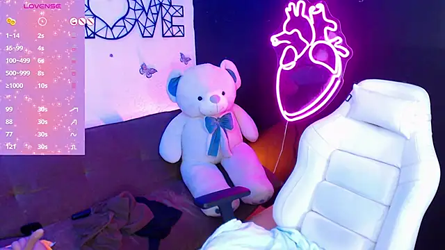 demyanderson  online show from January 16, 1:27 am