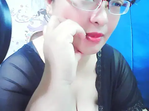 Snapshot of xiaorou-z chatting on September 10, 4:33 am xiaorou-z online show from September 10, 4:33 am