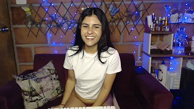 Nathacha online show from October 8, 10:43 pm