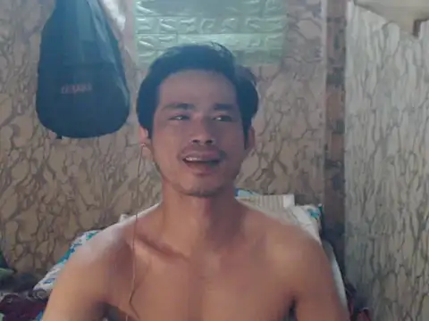 x0x-Philip-x0x online show from April 4, 9:05 am