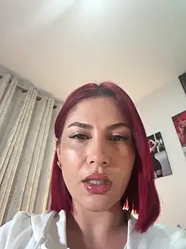 zafiro mo0n online show from February 13, 10:54 pm