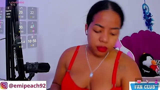 samanthaabloom online show from April 21, 2:36 am