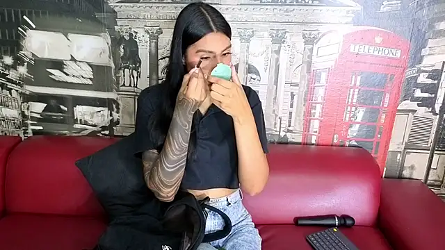 Taly Fox online show from May 13, 2:57 pm