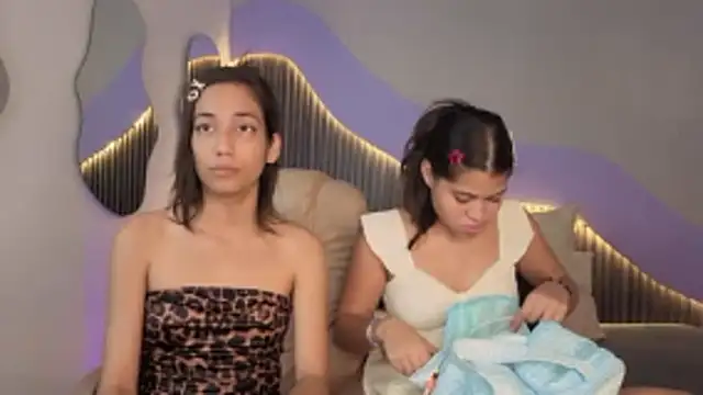 hot little bunny online show from February 27, 9:36 pm