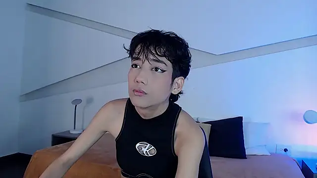 Snapshot of hot_little_bunny chatting on February 19, 8:31 pm hot little bunny online show from February 19, 8:31 pm