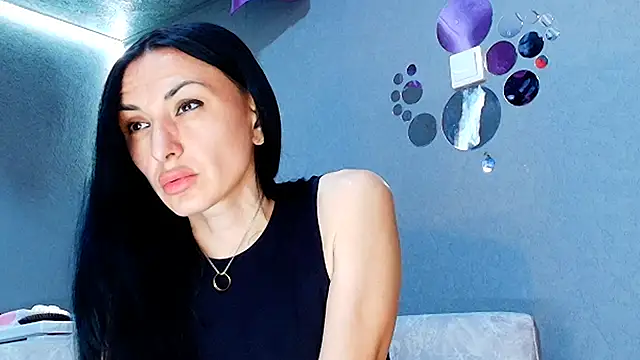 Snapshot of Siaconna chatting on June 16, 8:03 am Siaconna online show from June 16, 8:03 am
