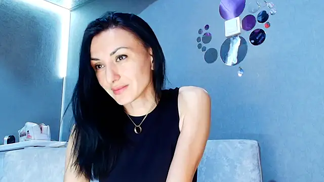 Snapshot of Siaconna chatting on June 14, 10:27 am Siaconna online show from June 14, 10:27 am