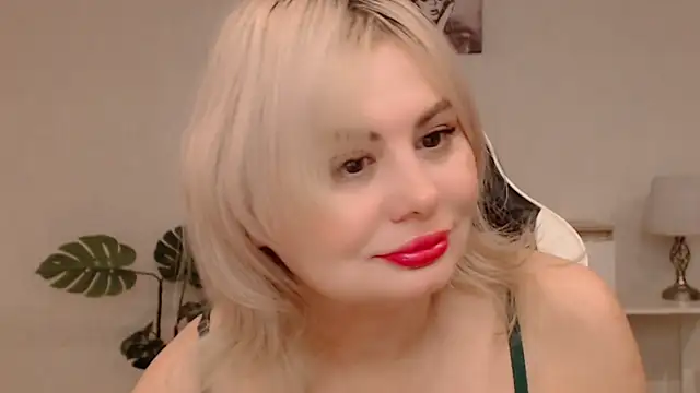 Lola Richie online show from January 12, 5:14 am