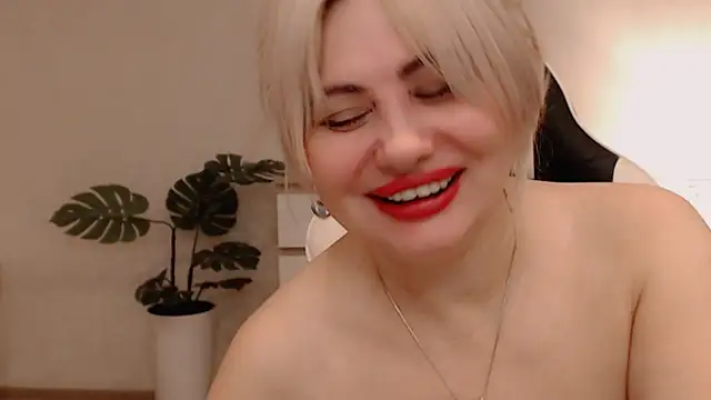 Lola Richie online show from January 13, 6:39 am